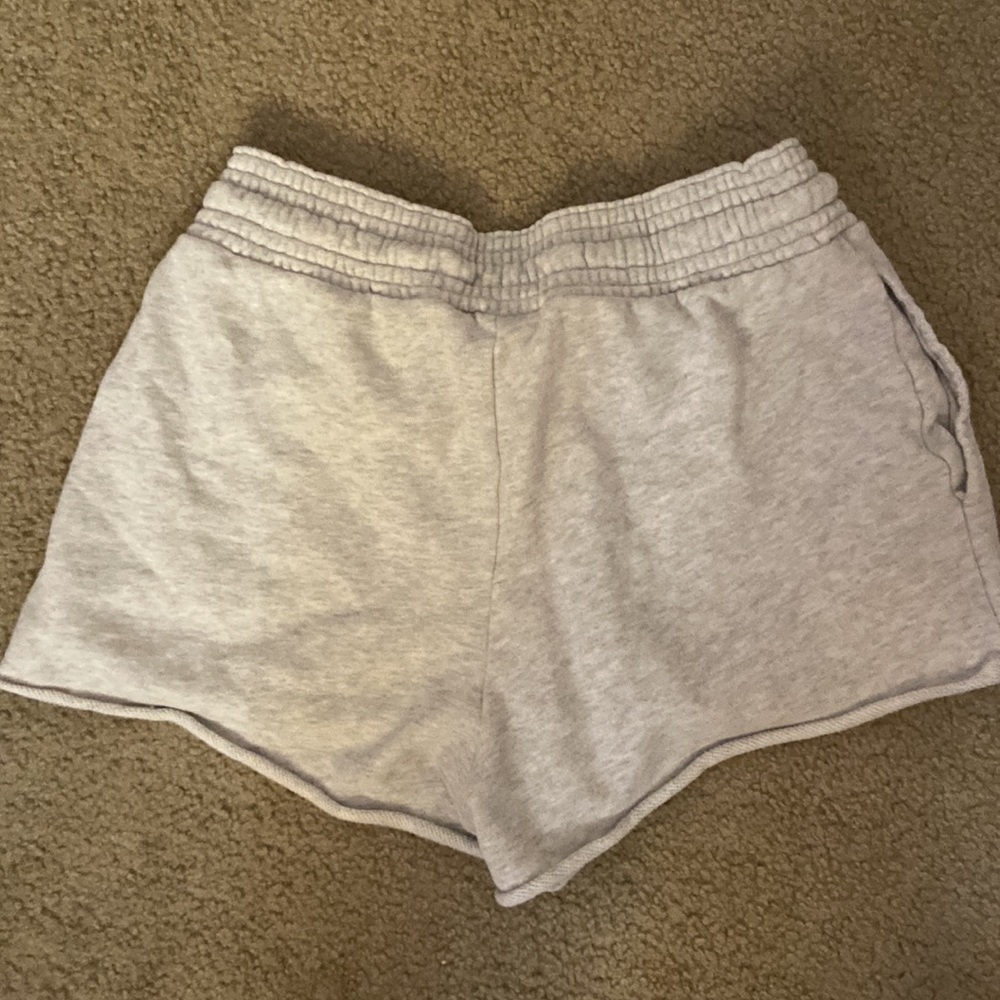 Shorts - Picture 2 of 3